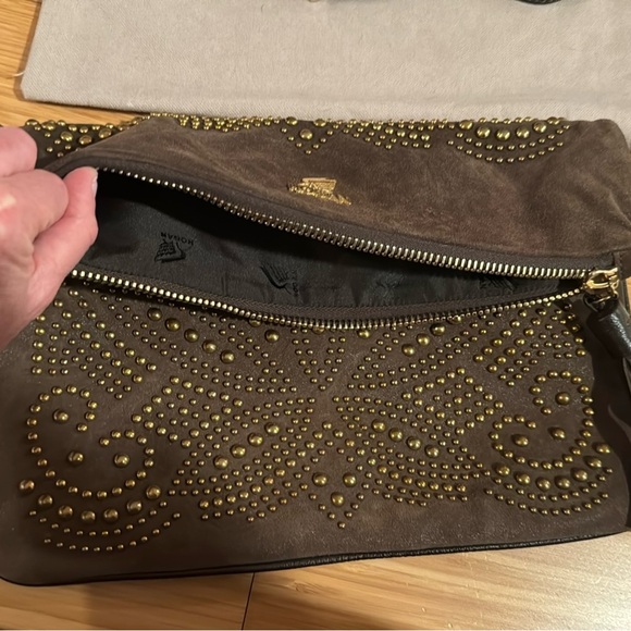 Hogan brown suede cross body /clutch bag, with brass studs. Two pockets. New - Picture 6 of 13